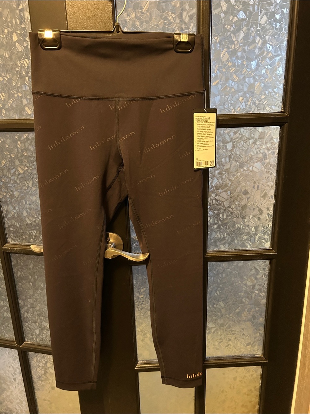lululemon athletica women’s Black Logo-Print Leggings. Special Edition